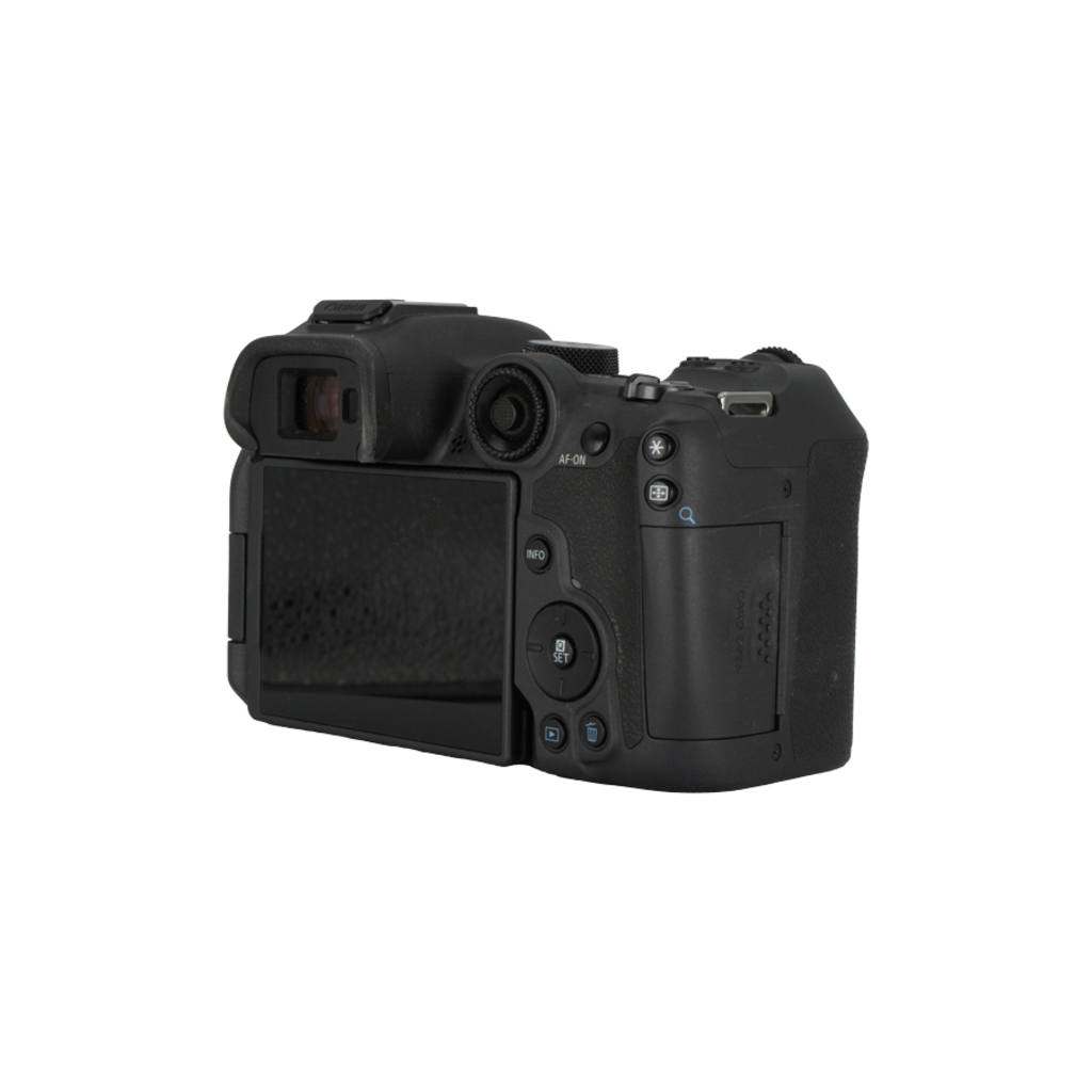 Canon R7 mirrorless camera with Canon RF-s 18-150mm f/3.5-5.6 lens