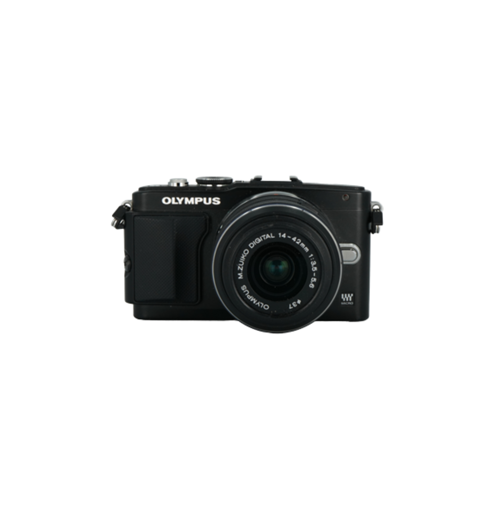 Olympus Pen Lite E-PL5 micro four thirds mirrorless camera and Olympus M.Zuiko 14-42mm f/3.5-5.6 II R micro four thirds mirrorless lens