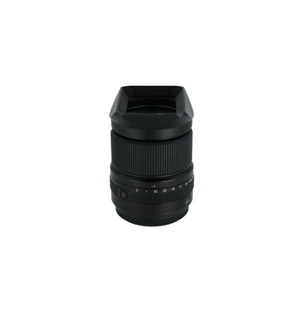 Fujifilm GFX 45mm f/2.8 medium format mirrorless lens