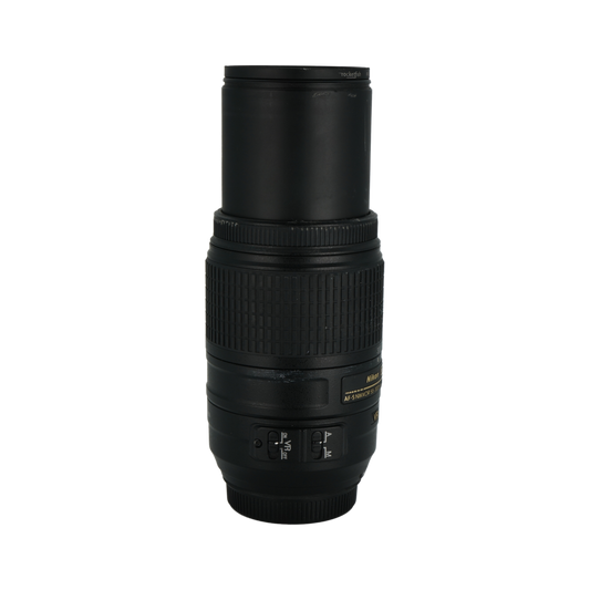 Nikon 55-300mm f/4.5-5.6 G ED DX APS-C DSLR telephoto super zoom lens