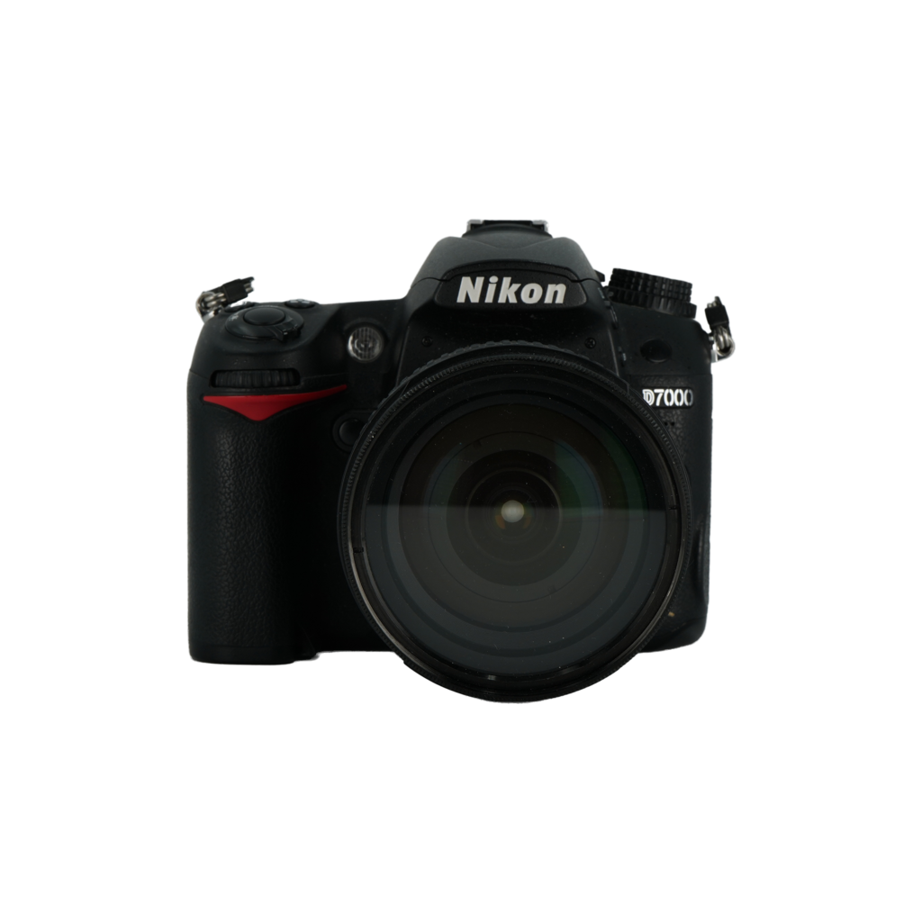 Nikon D7000 APS-C DSLR camera and Nikon AF-S 18-70mm f/3.5-5.6 G EX DX APS-C DSLR zoom lens