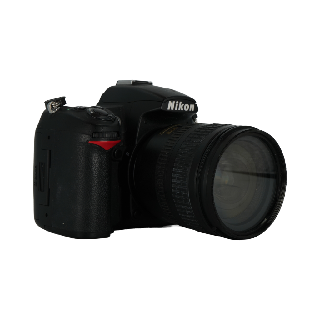 Nikon D7000 APS-C DSLR camera and Nikon AF-S 18-70mm f/3.5-5.6 G EX DX APS-C DSLR zoom lens
