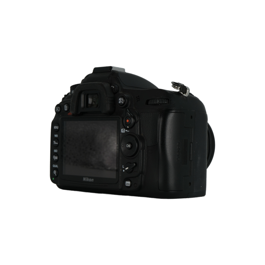 Nikon D7000 APS-C DSLR camera and Nikon AF-S 18-70mm f/3.5-5.6 G EX DX APS-C DSLR zoom lens