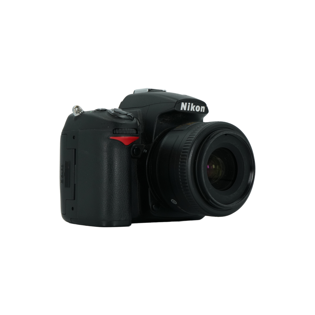 Nikon D7000 APS-C DSLR camera and Nikon 35mm f/1.8 G full frame DSLR lens