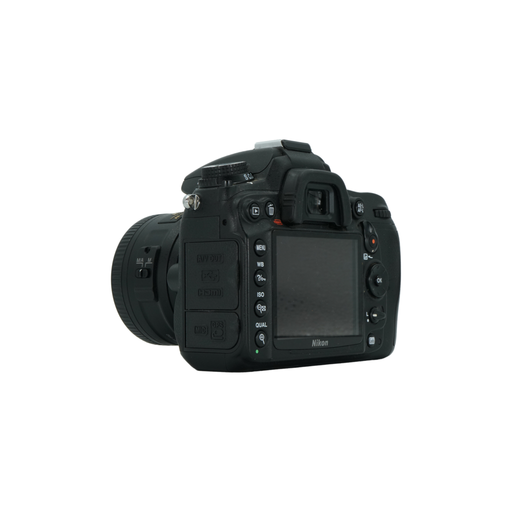 Nikon D7000 APS-C DSLR camera and Nikon 35mm f/1.8 G full frame DSLR lens