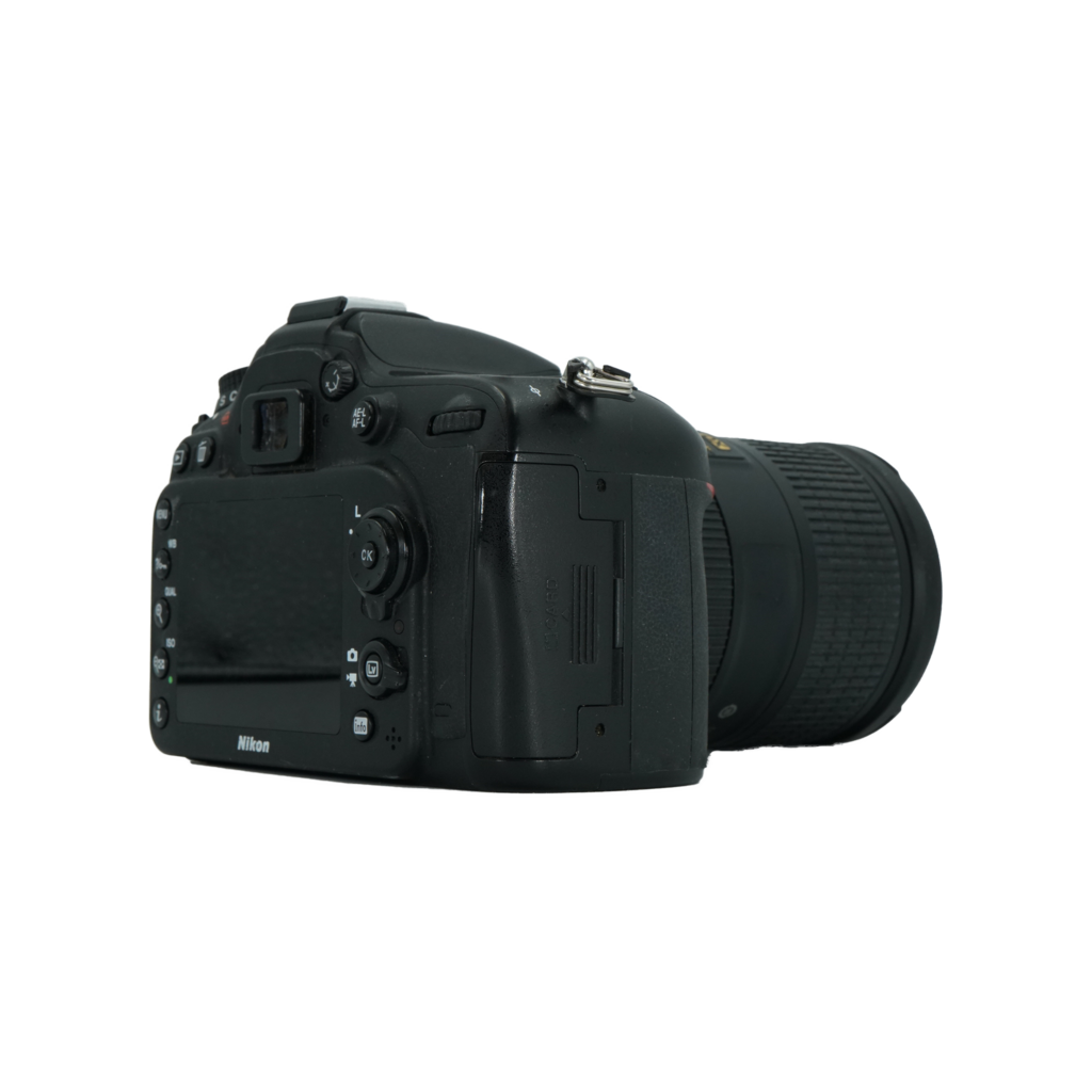 Nikon D7100 APS-C DSLR camera with Nikon DX AF-S 18-300mm f/3.5-5.6 G ED APS-C DSLR telephoto zoom lens