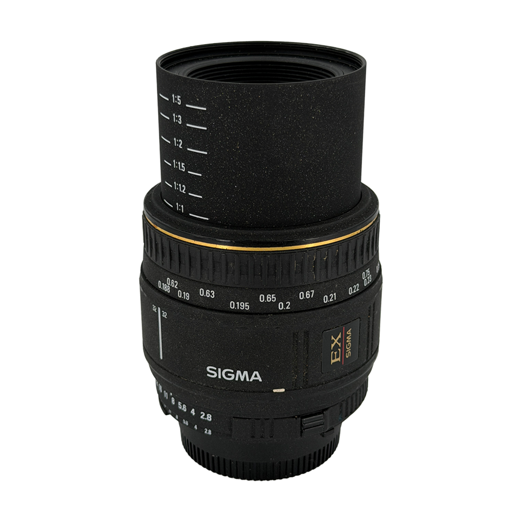 Sigma 50mm f/2.8 Macro full frame DSLR macro lens for Nikon F mount