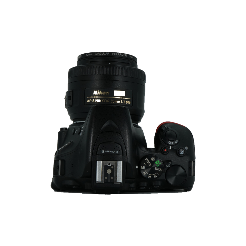 Nikon D5500 APS-C DLSR camera with Nikon 35mm f/1.8 DX APS-C DSLR prime lens