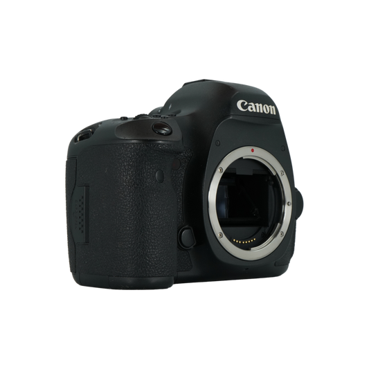 Canon EOS 5DSR full frame DSLR camera