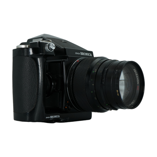 Zenza Bronica ETR Si medium format film camera with Bronica 150mm f/3.5 lens