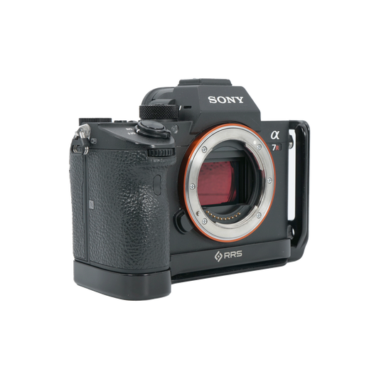 Sony Alpha a7R III Full-frame Mirrorless Camera Body