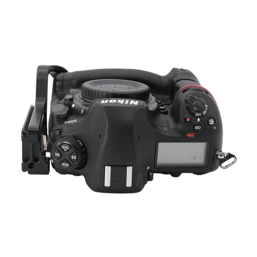 Nikon D850 Full-frame DSLR Camera with MB-D18 Grip