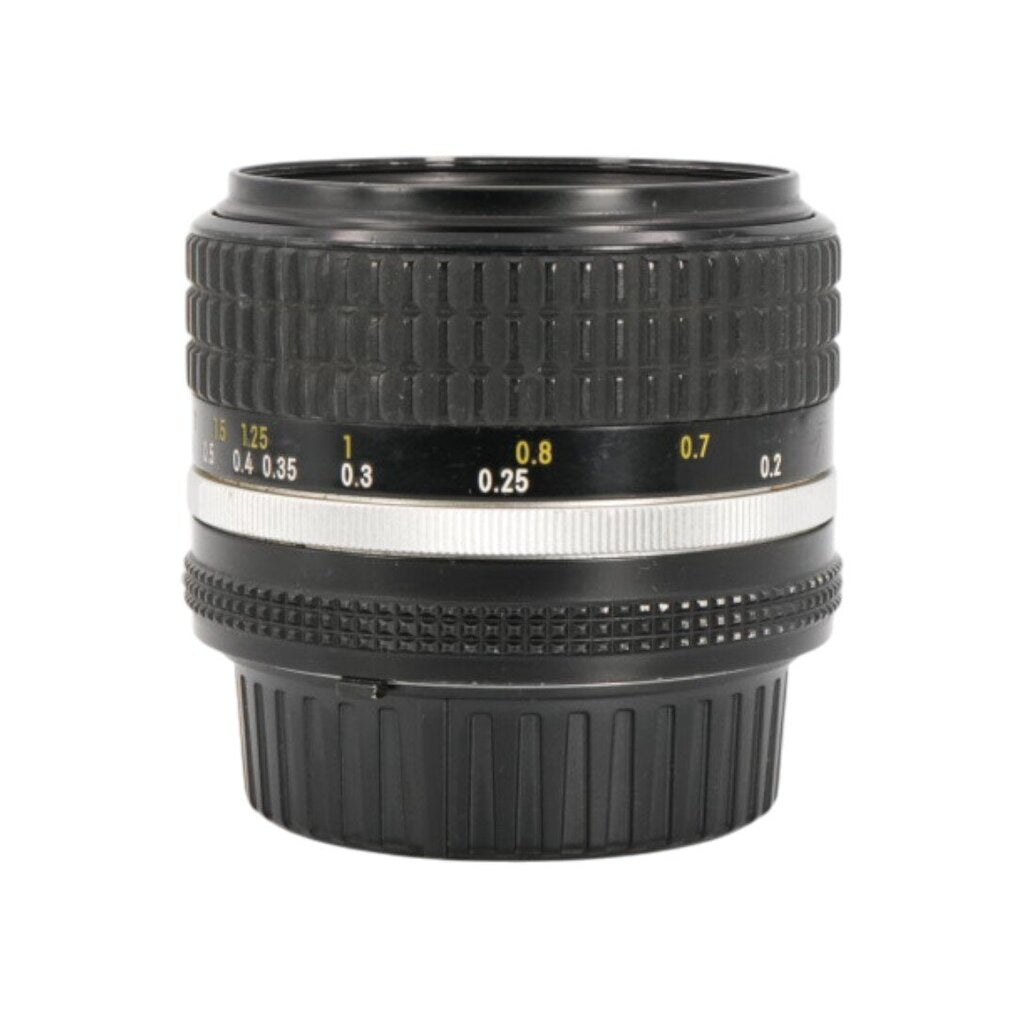 Nikon 28mm f/3.5 Nikkor AI Manual Focus Lens