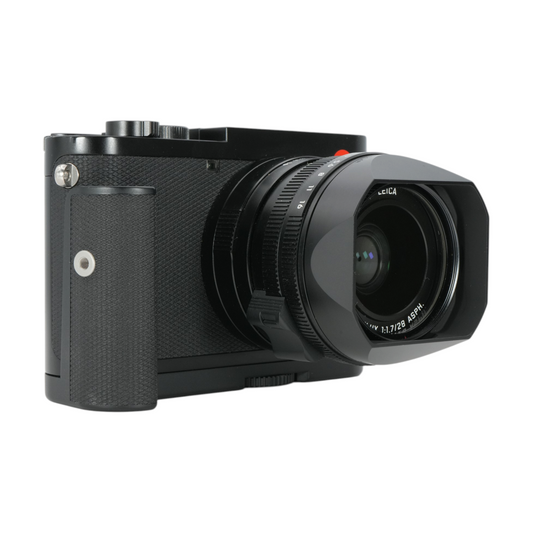 Lecia Q2 Digital Rangefinder Camera