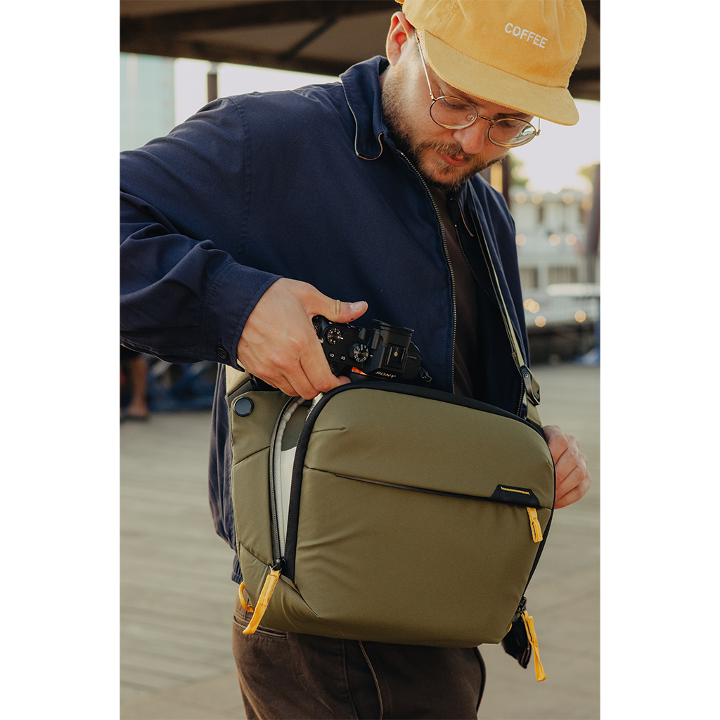 Peak Design Everyday Sling 6L