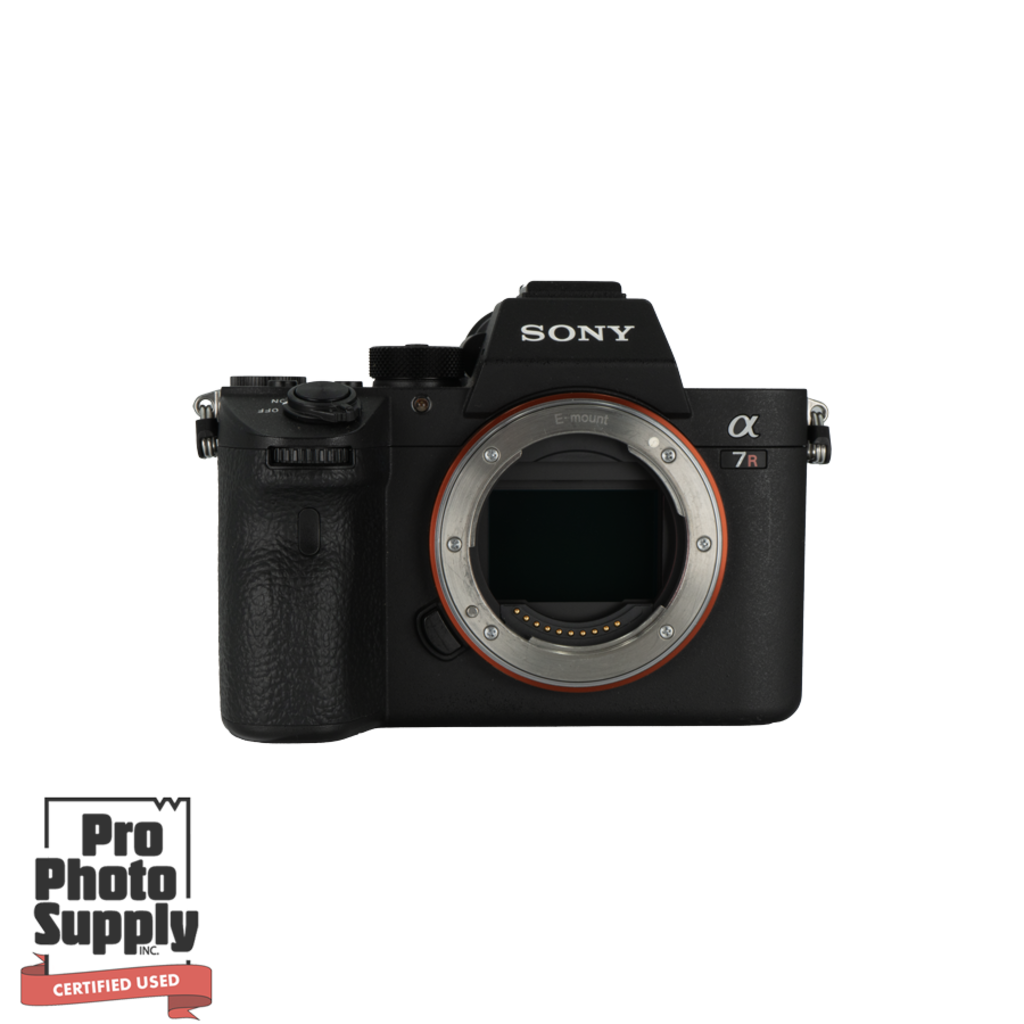 Sony Alpha a7R III Mirrorless Body