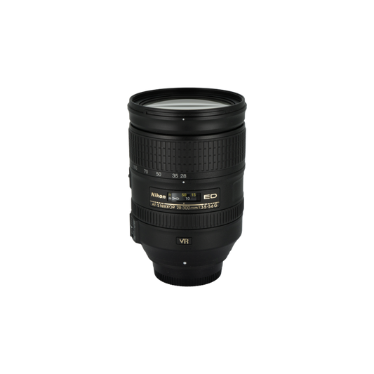 Nikon AF-S 28-300mm f/3.5-5.6 G ED VR full frame DSLR lens