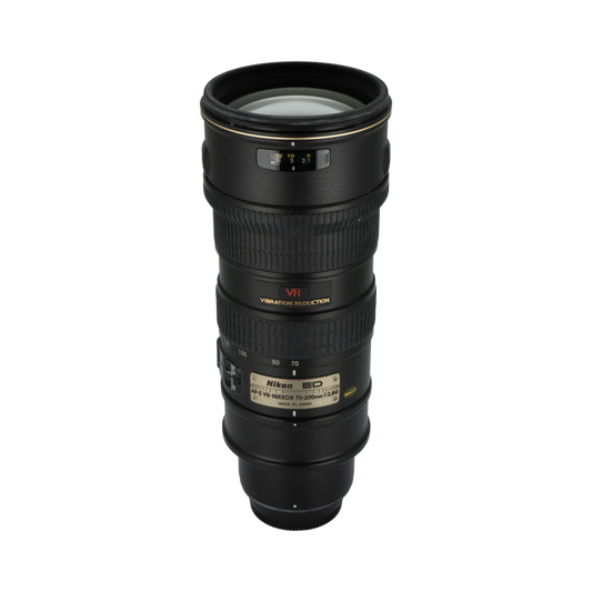 Nikon AF-S 70-200mm f/2.8 G VR full frame DSLR lens for nikon F