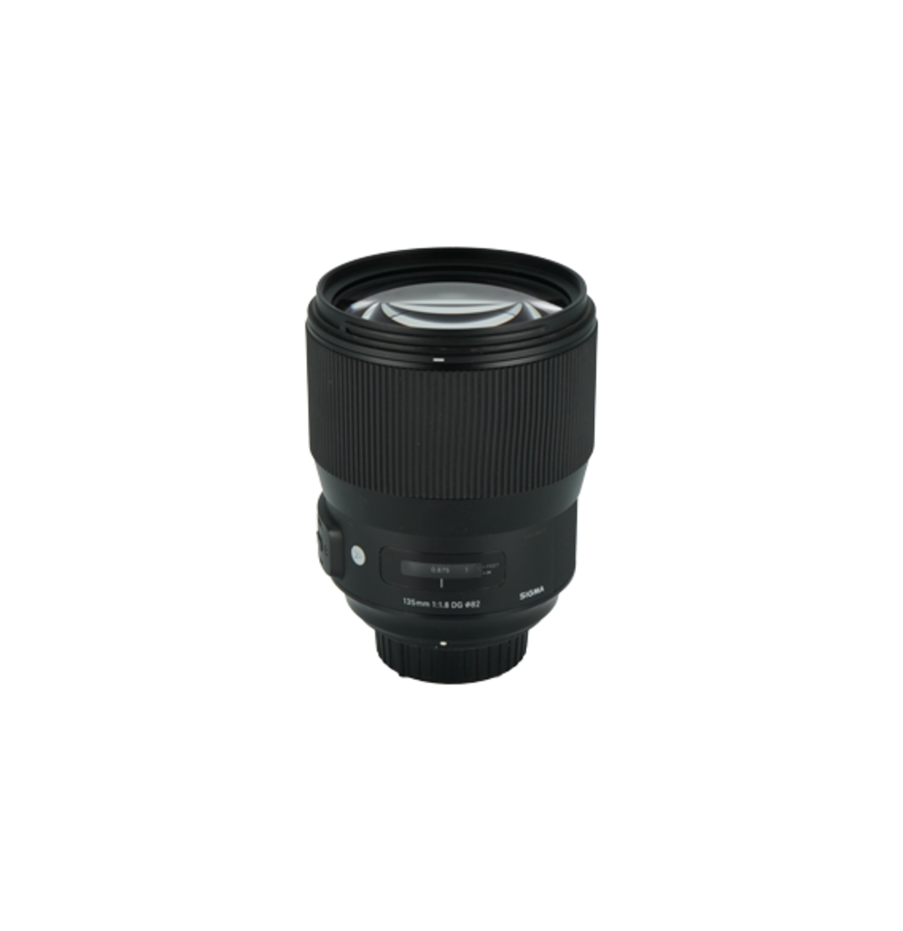 Sigma 135mm f/1.8 DG Art full frame DSLR lens for Nikon F