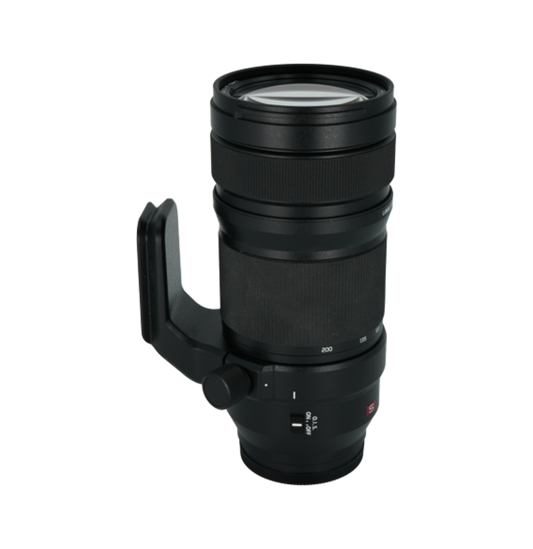Panasonic 70-200mm f/4 L full frame mirrorless telephoto zoom lens
