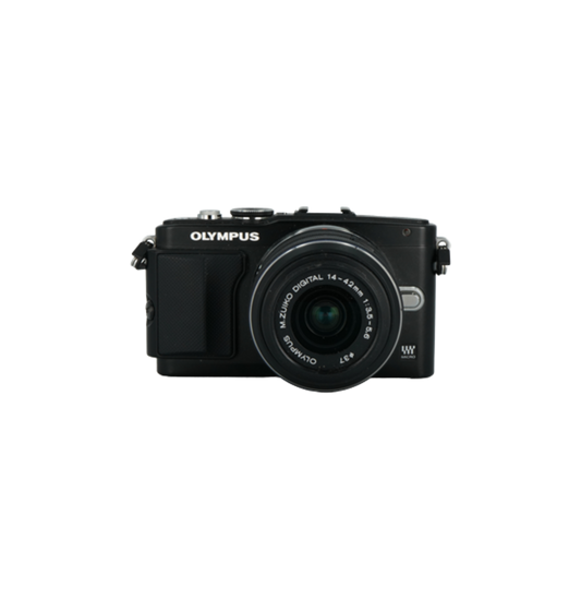 Olympus Pen Lite E-PL5 micro four thirds mirrorless camera and Olympus M.Zuiko 14-42mm f/3.5-5.6 II R micro four thirds mirrorless lens
