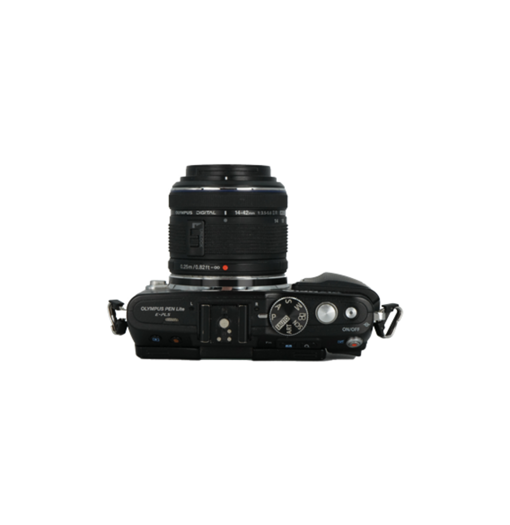 Olympus Pen Lite E-PL5 micro four thirds mirrorless camera and Olympus M.Zuiko 14-42mm f/3.5-5.6 II R micro four thirds mirrorless lens