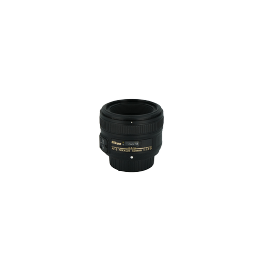 Nikon 50mm f/1.8 G full frame DSLR lens