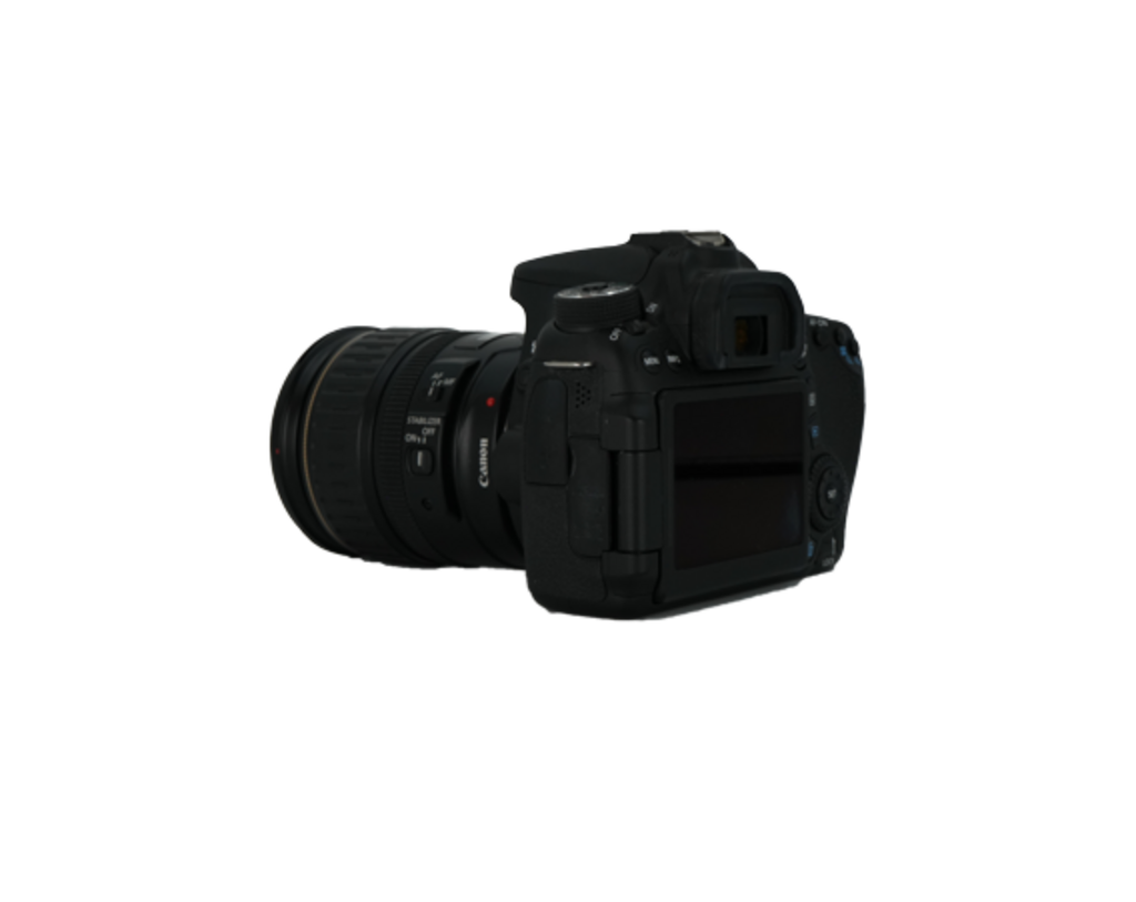 Canon 70D APS-C DSLR camera with Canon 28-135mm f/3.5-5.6 full frame DSLR lens