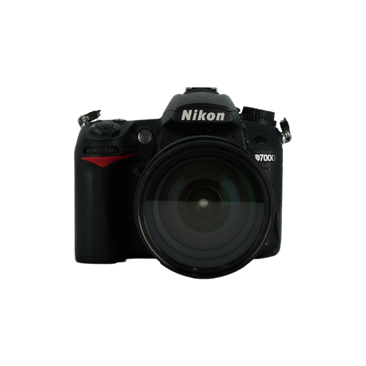Nikon D7000 APS-C DSLR camera and Nikon AF-S 18-70mm f/3.5-5.6 G EX DX APS-C DSLR zoom lens