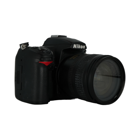Nikon D7000 APS-C DSLR camera and Nikon AF-S 18-70mm f/3.5-5.6 G EX DX APS-C DSLR zoom lens