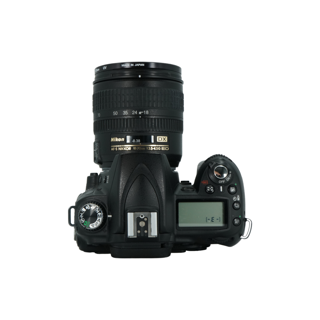 Nikon D90 APS-C DSLR camera with Nikon 18-70mm f/3.5-4.5G DX APS-C DSLR Lens