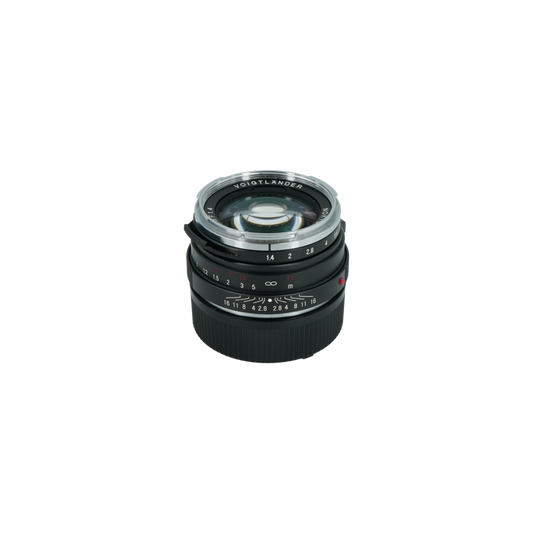 Voigtlander 40mm f/1.4 Nokton Classic full frame rangefinder lens
