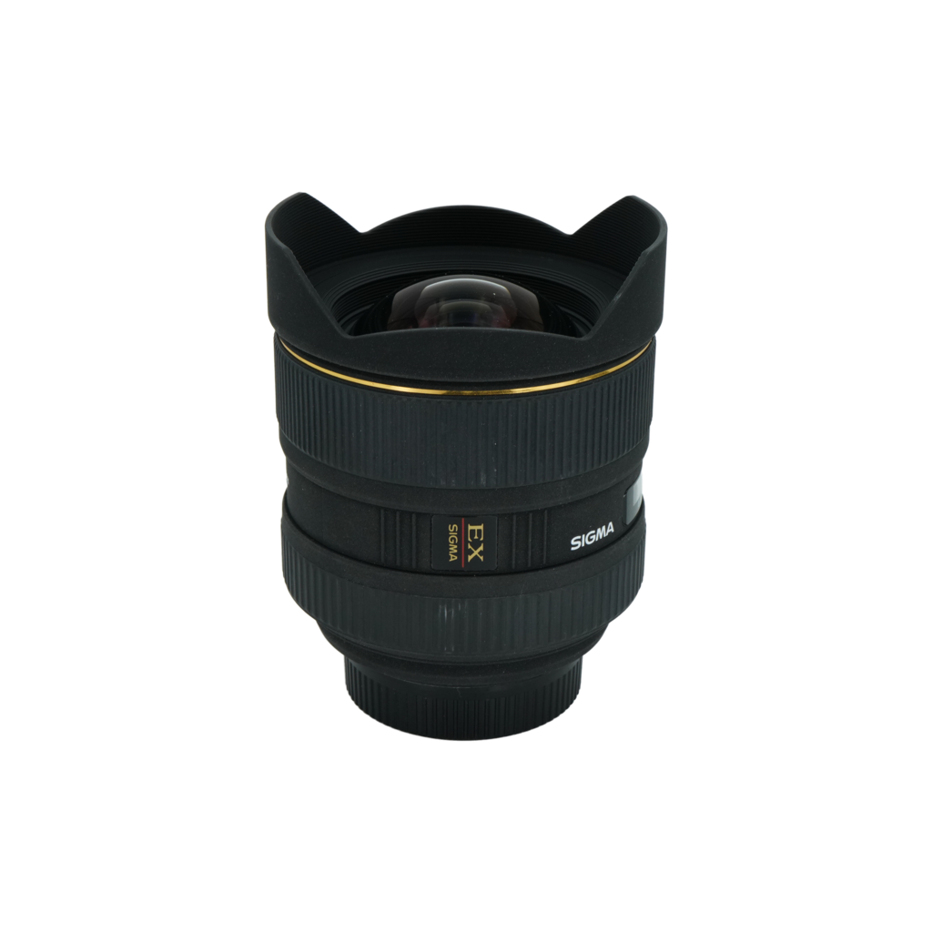 Sigma 12-24mm f/4.5-5.6 D DG HSM full frame DSLR zoom lens for Nikon F mount
