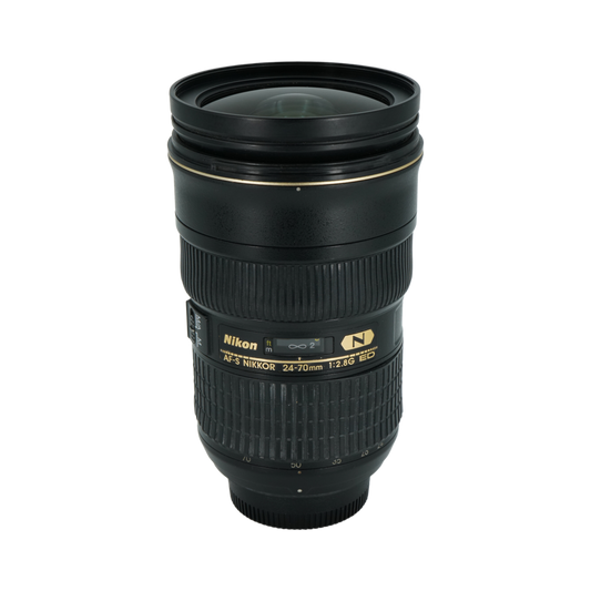 Nikon F 24-70mm f/2.8 Non-VR full frame DSLR zoom lens
