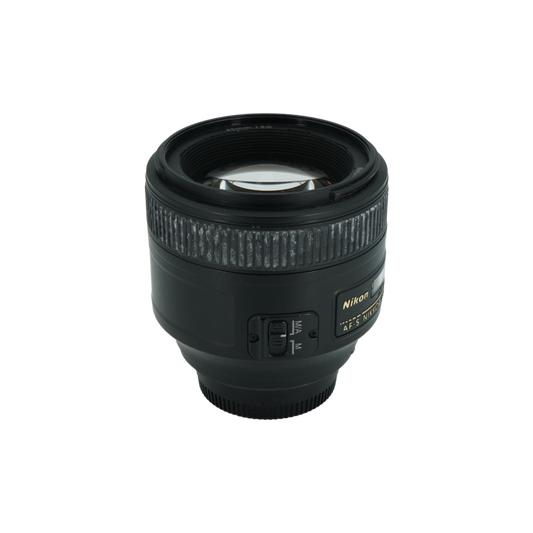 Nikon F 85mm f/1.8 G full frame DSLR lens