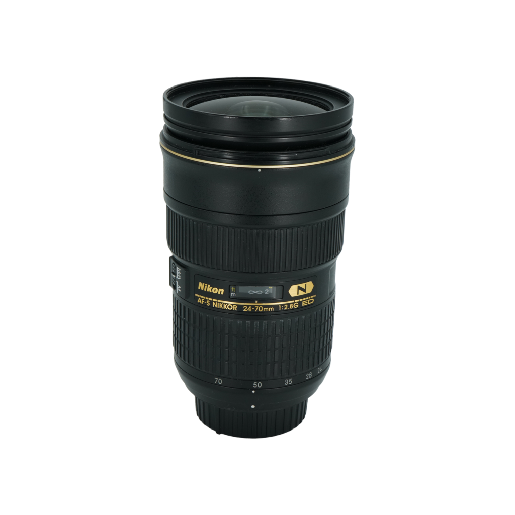 Nikon F 24-70mm f/2.8 Non-VR full frame DSLR zoom lens
