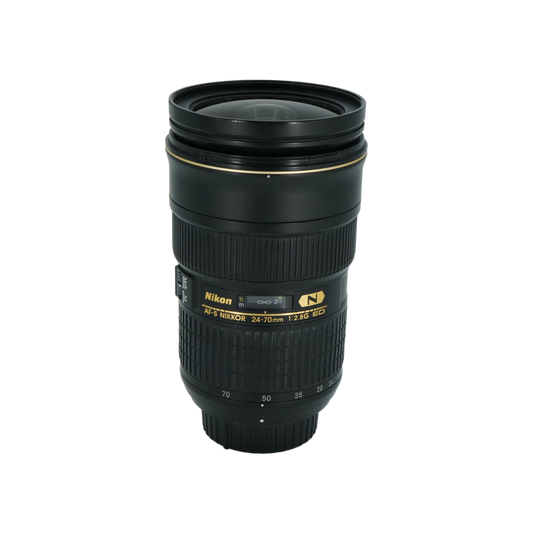 Nikon F 24-70mm f/2.8 Non-VR full frame DSLR zoom lens