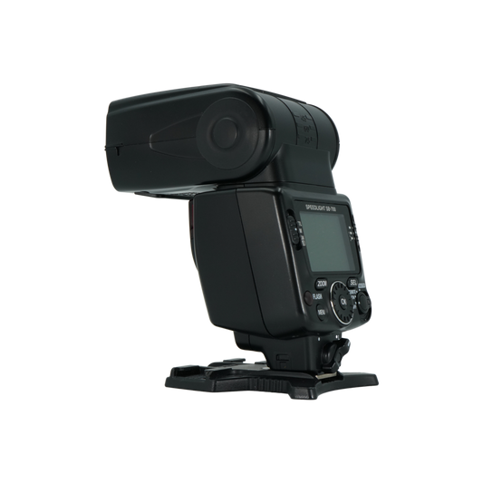 Nikon Speedlight SB-700