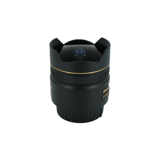 Nikon F 10.5mm f/2.8 G ED DX APS-C DSLR fisheye lens