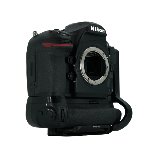 Nikon D850 full frame DSLR camera