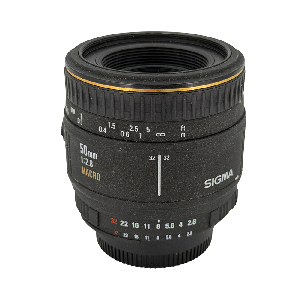 Sigma 50mm f/2.8 Macro full frame DSLR macro lens for Nikon F mount
