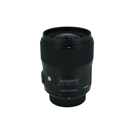 Sigma 35mm f/1.4 full frame DSLR lens for Nikon F mount
