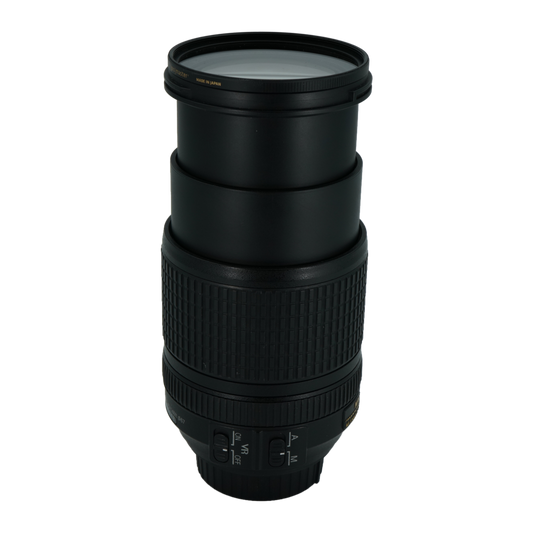 Nikon 18-140mm f/3.5-5.6 DX APS-C DSLR telephoto zoom lens