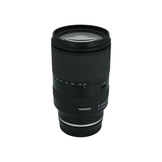 Tamron 28-200mm f/2.8-5.6 Di III RXD full frame mirrorless telephoto zoom lens