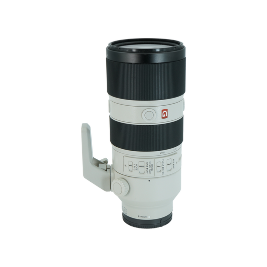 Sony E 70-200mm f/2.8 OSS full frame mirrorless telephoto zoom lens