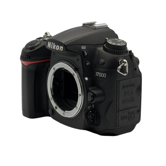 Nikon D7000 APS-C DSLR Camera