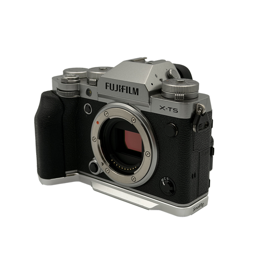 Fujifilm X-T5 APS-C Mirrorless Camera