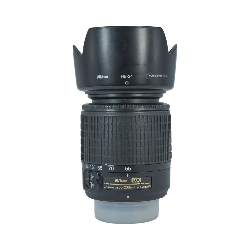 Nikon D5000 DSLR Camera with Nikon AF-S DX 18-55mm f/3.5-5.6 VR Lens and Nikon AF-S DX 55-200mm f/4.6-5.6 G Lens