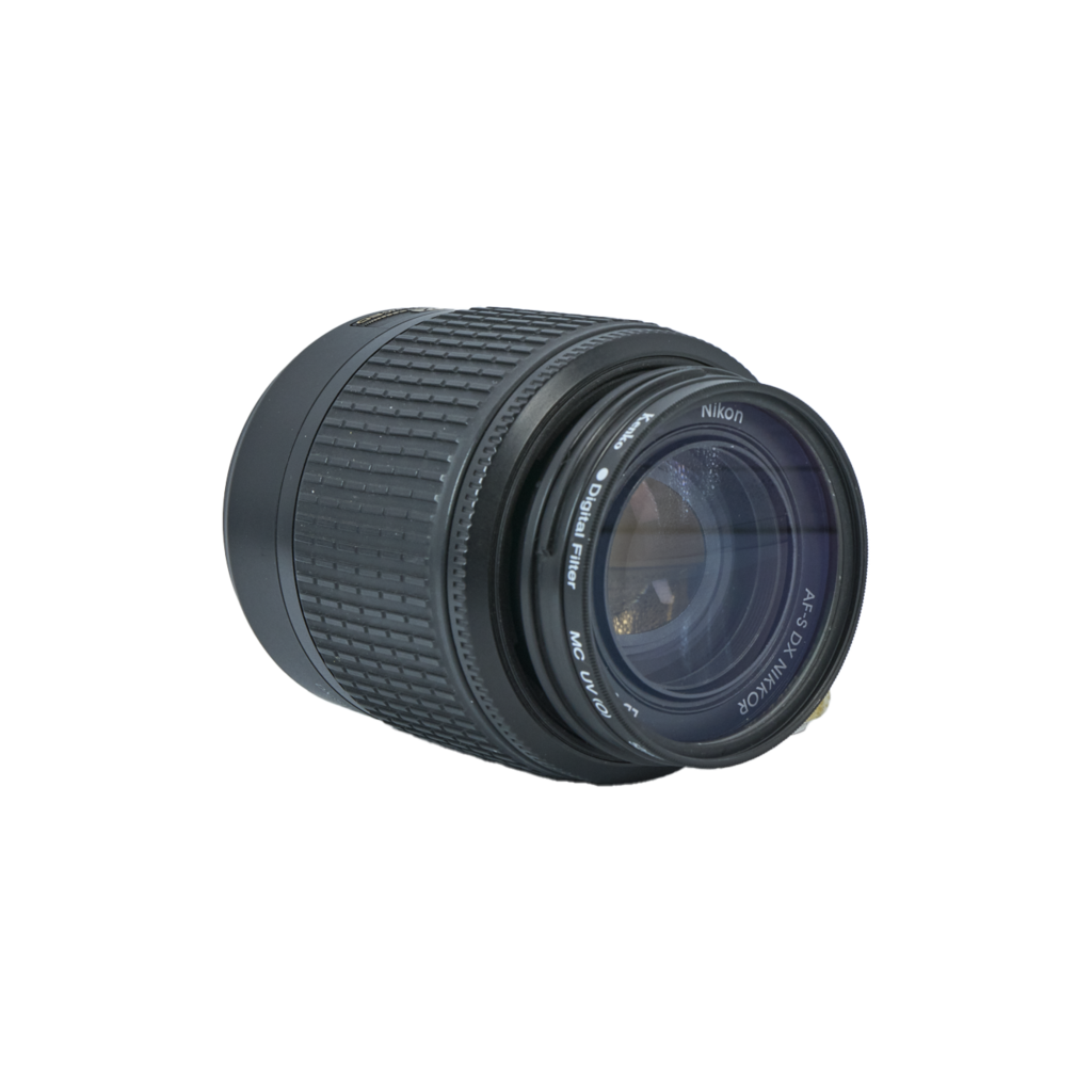 Nikon D5000 DSLR Camera with Nikon AF-S DX 18-55mm f/3.5-5.6 VR Lens and Nikon AF-S DX 55-200mm f/4.6-5.6 G Lens