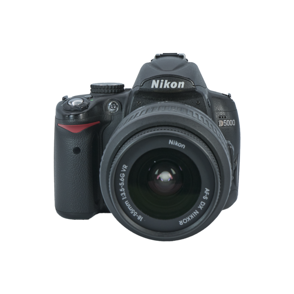 Nikon D5000 DSLR Camera with Nikon AF-S DX 18-55mm f/3.5-5.6 VR Lens and Nikon AF-S DX 55-200mm f/4.6-5.6 G Lens